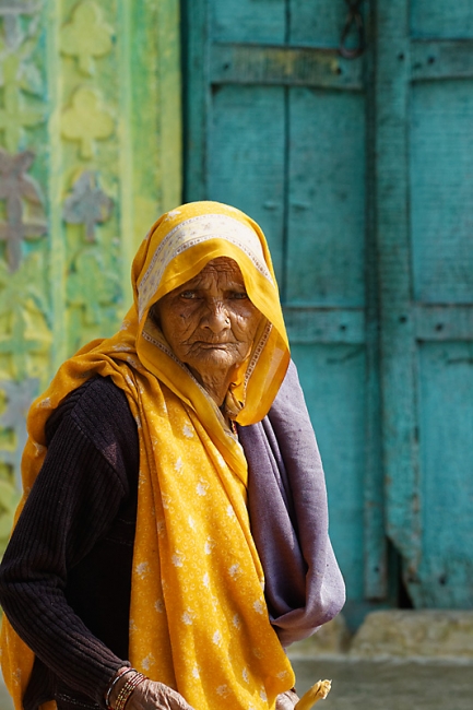 Sur la route d'Orchha-071